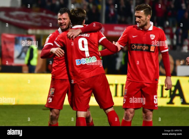 february-28-2015-marius-niculae-29-the-team-captain-of-dinamo-bucharest-HP9Y78